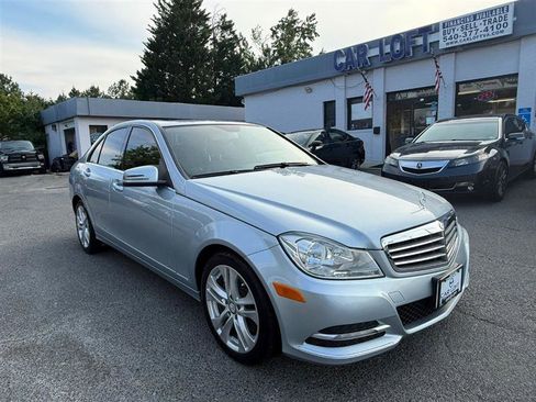 Used 2013 Mercedes-Benz C 300 4MATIC Sedan image 3