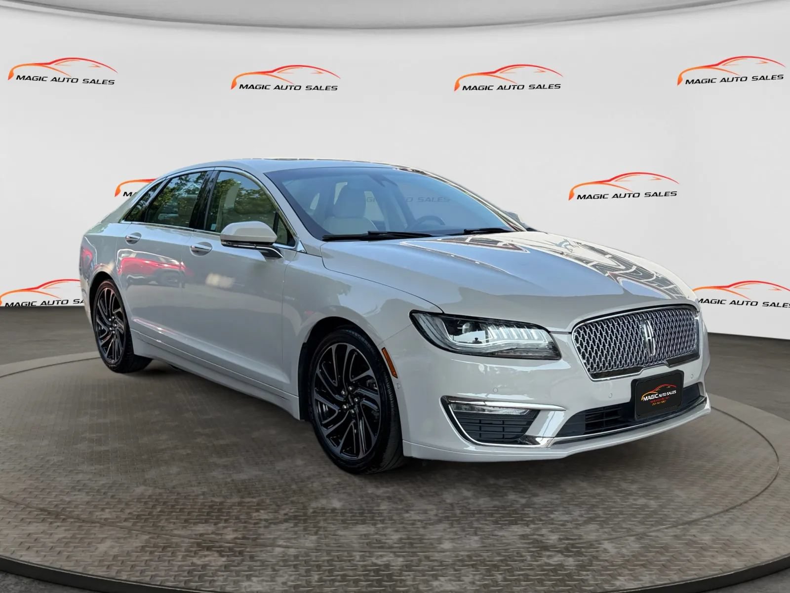 Used 2020 Lincoln MKZ Reserve w/ Elements Package AWD/4WD image 5