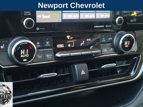 Used 2022 Toyota Highlander XLE image 23