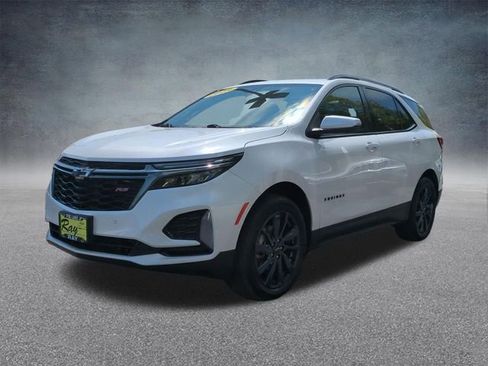 Used 2023 Chevrolet Equinox RS w/ RS Leather Package AWD/4WD image 5