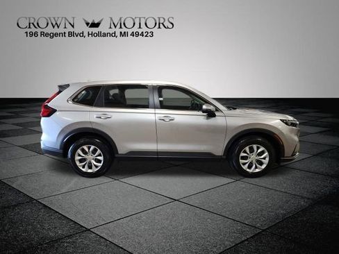 Certified 2023 Honda CR-V LX image 2