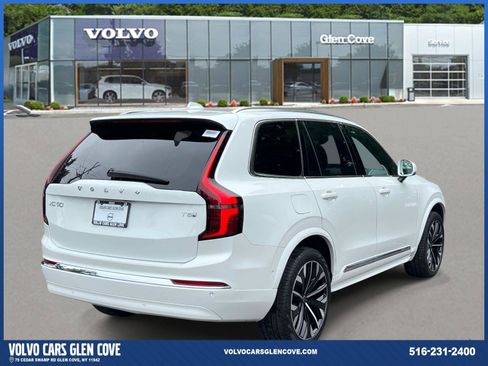 Used 2025 Volvo XC90 T8 Plus AWD/4WD image 5