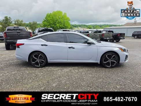 Used 2024 Nissan Altima 2.5 SR FWD image 4