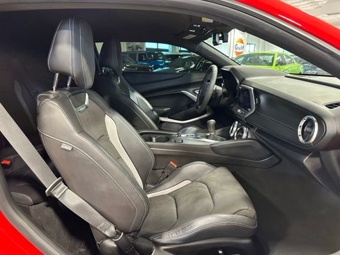 Used 2021 Chevrolet Camaro SS image 30