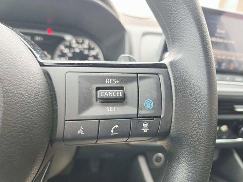 Used 2023 Nissan Rogue SV AWD/4WD image 20