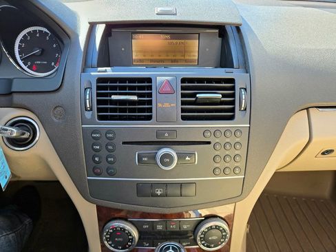 Used 2011 Mercedes-Benz C 300 Sedan image 29