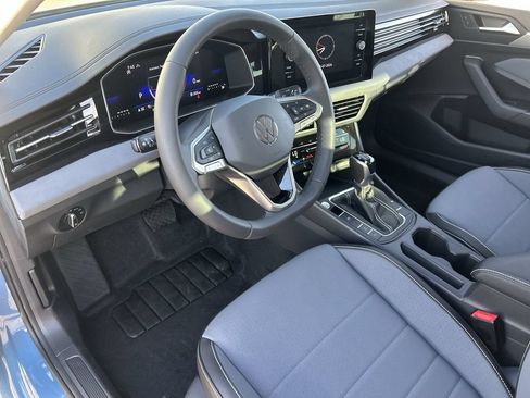 New 2026 Volkswagen Jetta SE FWD image 14