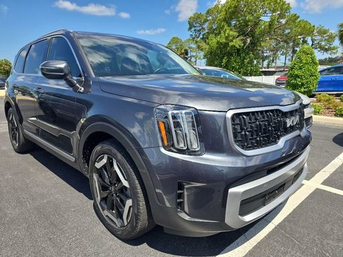 Certified 2024 Kia Telluride EX FWD image 3