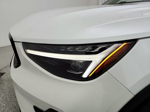 New 2026 Volvo XC40 B5 Plus w/ Protection Package Premier AWD/4WD image 30