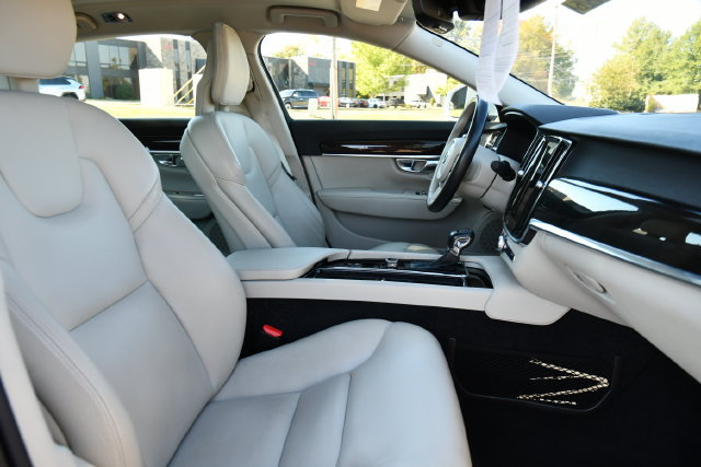 Used 2018 Volvo S90 T5 Momentum w/ Momentum Plus Package AWD/4WD image 24