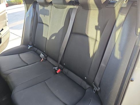 Used 2018 Honda Civic Sport image 14