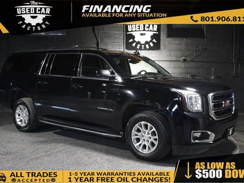 Used 2020 GMC Yukon XL SLT image 1