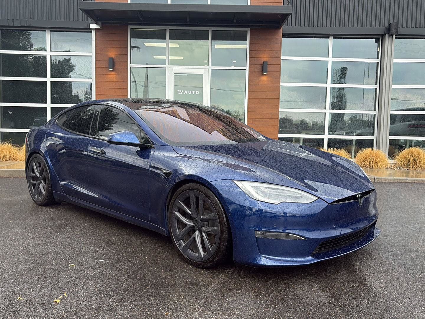 Used 2021 Tesla Model S Plaid AWD/4WD image 2