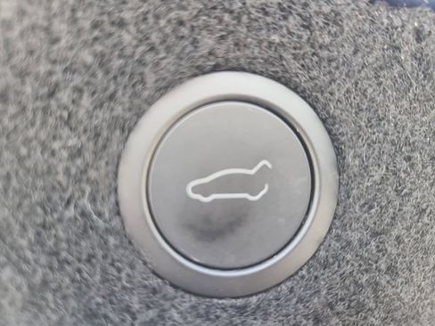 Used 2025 Tesla Model 3 Long Range RWD image 21