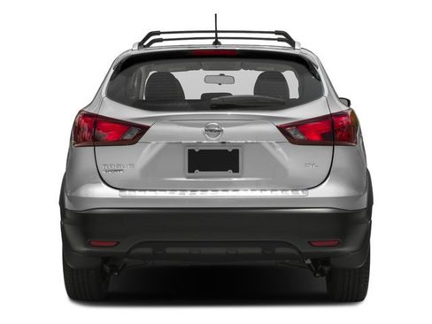 Used 2018 Nissan Rogue Sport SL FWD image 8