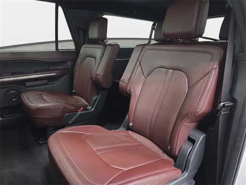 Used 2024 Ford Expedition Max Limited image 13
