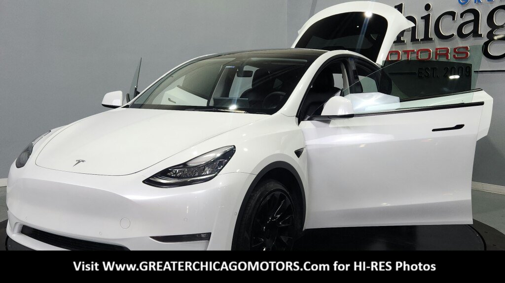 Used 2022 Tesla Model Y Long Range AWD/4WD image 18