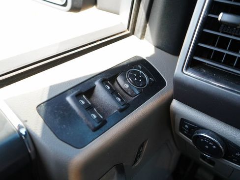 Used 2017 Ford F150 XLT w/ Equipment Group 302A Luxury RWD image 29
