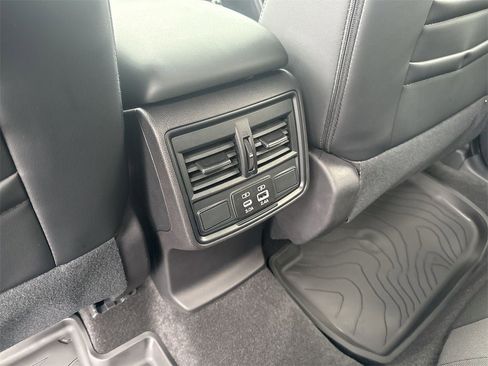 New 2026 Subaru Forester Premium image 29