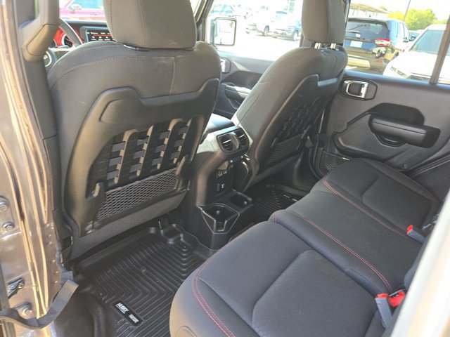 Used 2021 Jeep Wrangler Unlimited Rubicon AWD/4WD image 11
