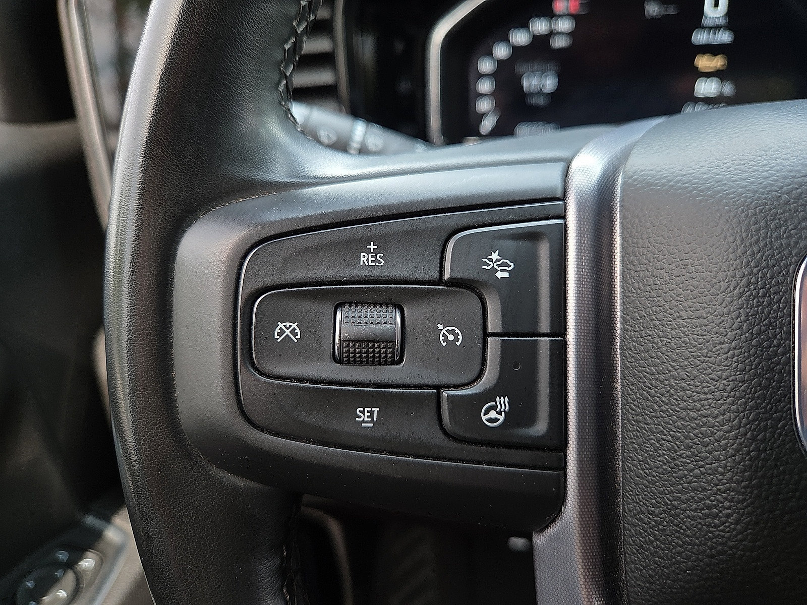 Used 2025 GMC Sierra 1500 SLT AWD/4WD image 21