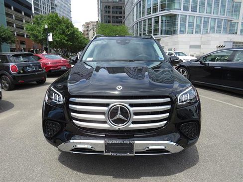 Used 2026 Mercedes-Benz GLS 450 4MATIC image 6