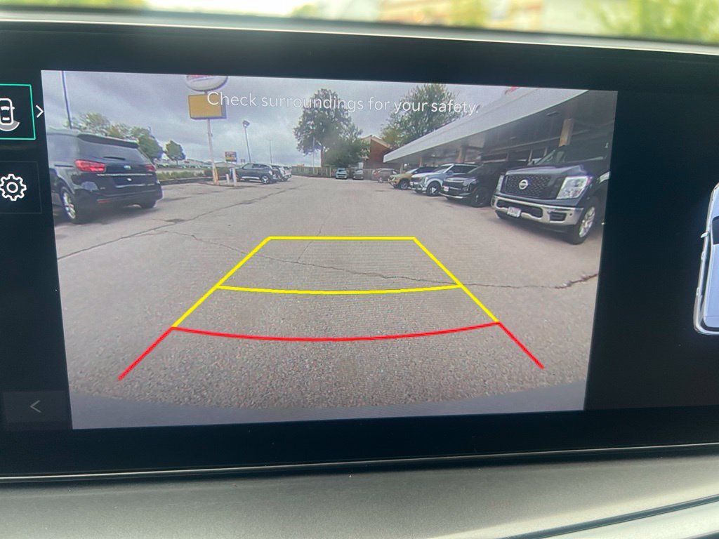Certified 2024 Kia Sorento S w/ Panoramic Sunroof Package FWD image 46