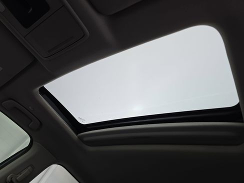 Certified 2024 Honda CR-V EX image 29