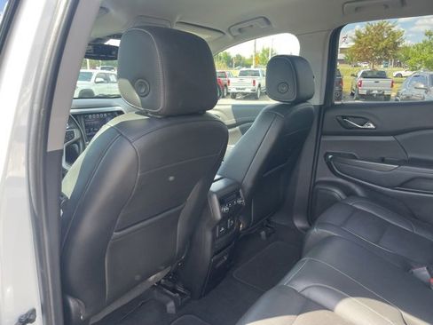 Used 2019 GMC Acadia SLT image 24