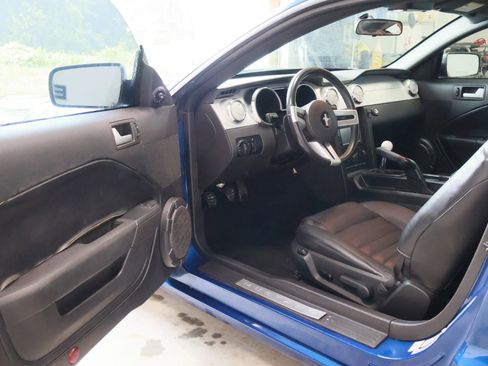 Used 2006 Ford Mustang GT image 26
