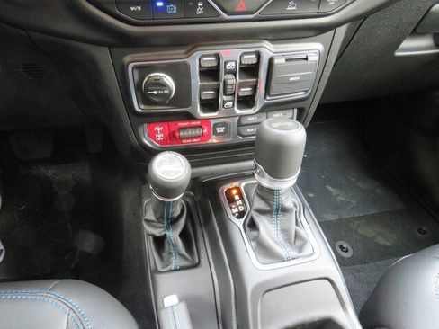 New 2023 Jeep Wrangler Rubicon w/ Steel Bumper Group image 24