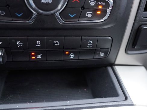 Used 2017 RAM 2500 Big Horn image 27