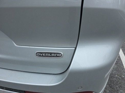 Used 2025 Jeep Grand Cherokee L Overland w/ Advanced Protech Group III image 20