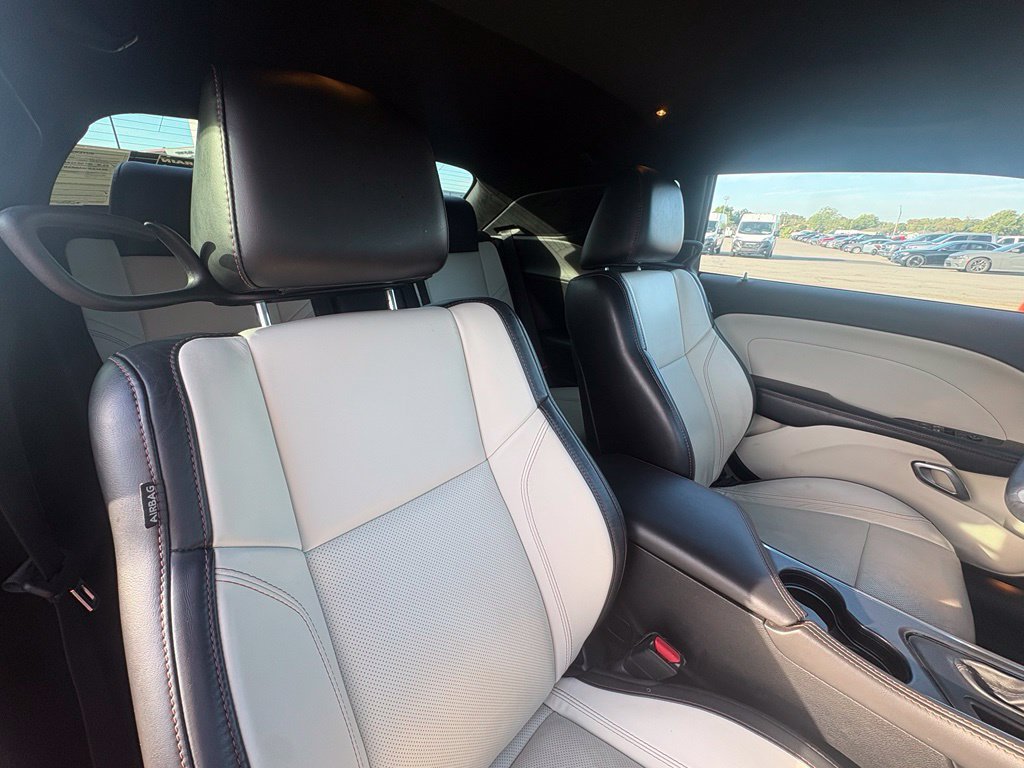 Used 2018 Dodge Challenger R/T Plus RWD image 25