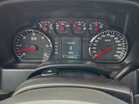 Used 2016 Chevrolet Silverado 1500 Custom image 9