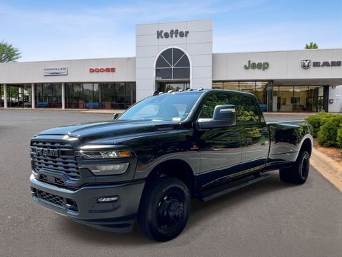 Used 2027 RAM 3500 Tradesman AWD/4WD image 1