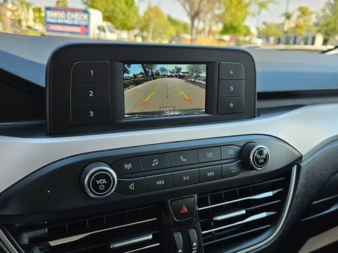 Used 2022 Ford Escape S image 29