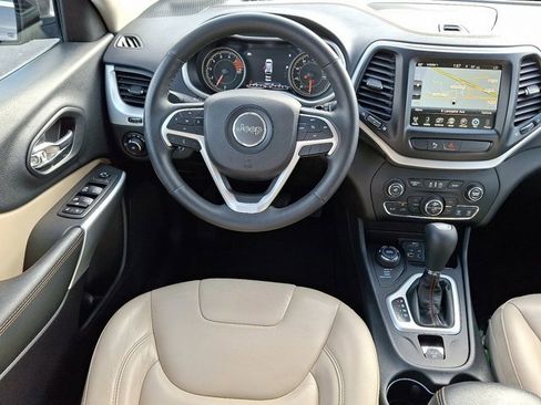 Certified 2018 Jeep Cherokee Limited image 13