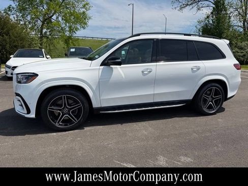 New 2026 Mercedes-Benz GLS 450 4MATIC image 12