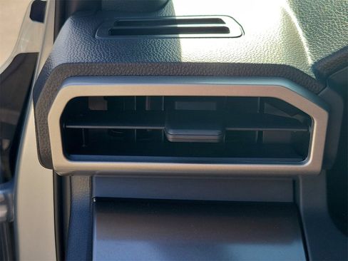 New 2025 Toyota Tacoma SR5 image 31