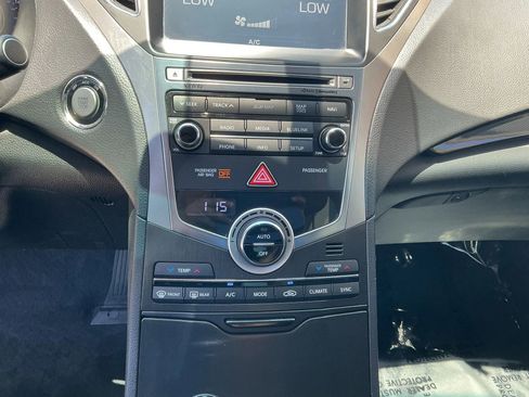 Used 2016 Hyundai Azera FWD image 21