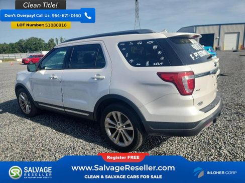 Used 2019 Ford Explorer XLT w/ Equipment Group 202A FWD image 3