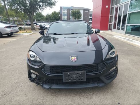 Used 2017 FIAT 124 Spider Abarth RWD image 8