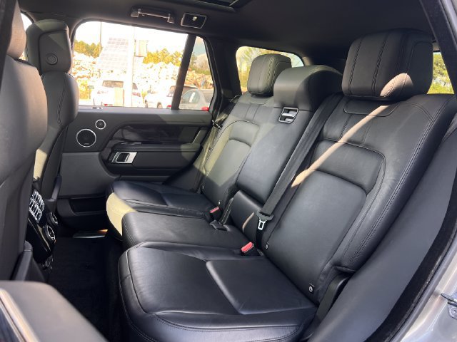 Used 2021 Land Rover Range Rover AWD/4WD image 17