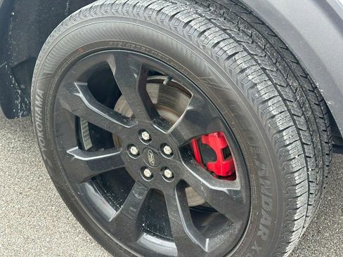 Used 2020 Ford Explorer ST w/ ST Street Pack image 10