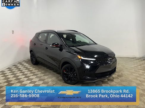 Used 2023 Chevrolet Bolt EUV LT w/ Convenience Package image 3