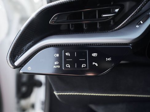 Used 2023 Ferrari SF90 Stradale image 51