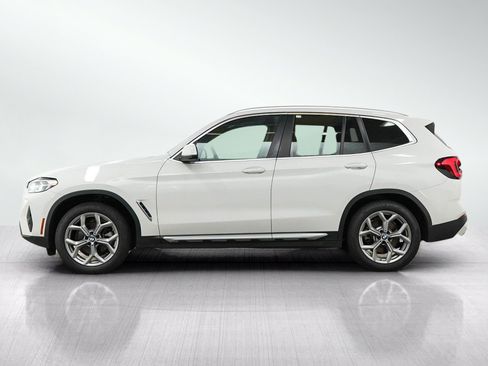 Used 2023 BMW X3 xDrive30i AWD/4WD image 2