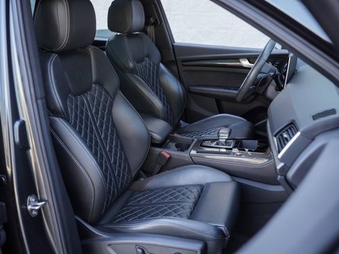 Used 2023 Audi SQ5 Premium Plus w/ Premium Plus Package image 22