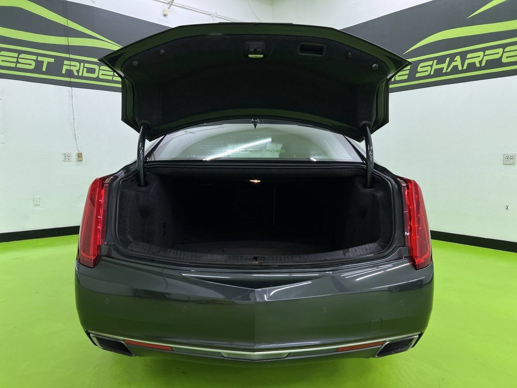 Used 2013 Cadillac XTS Luxury w/ Driver Awareness Package FWD image 9